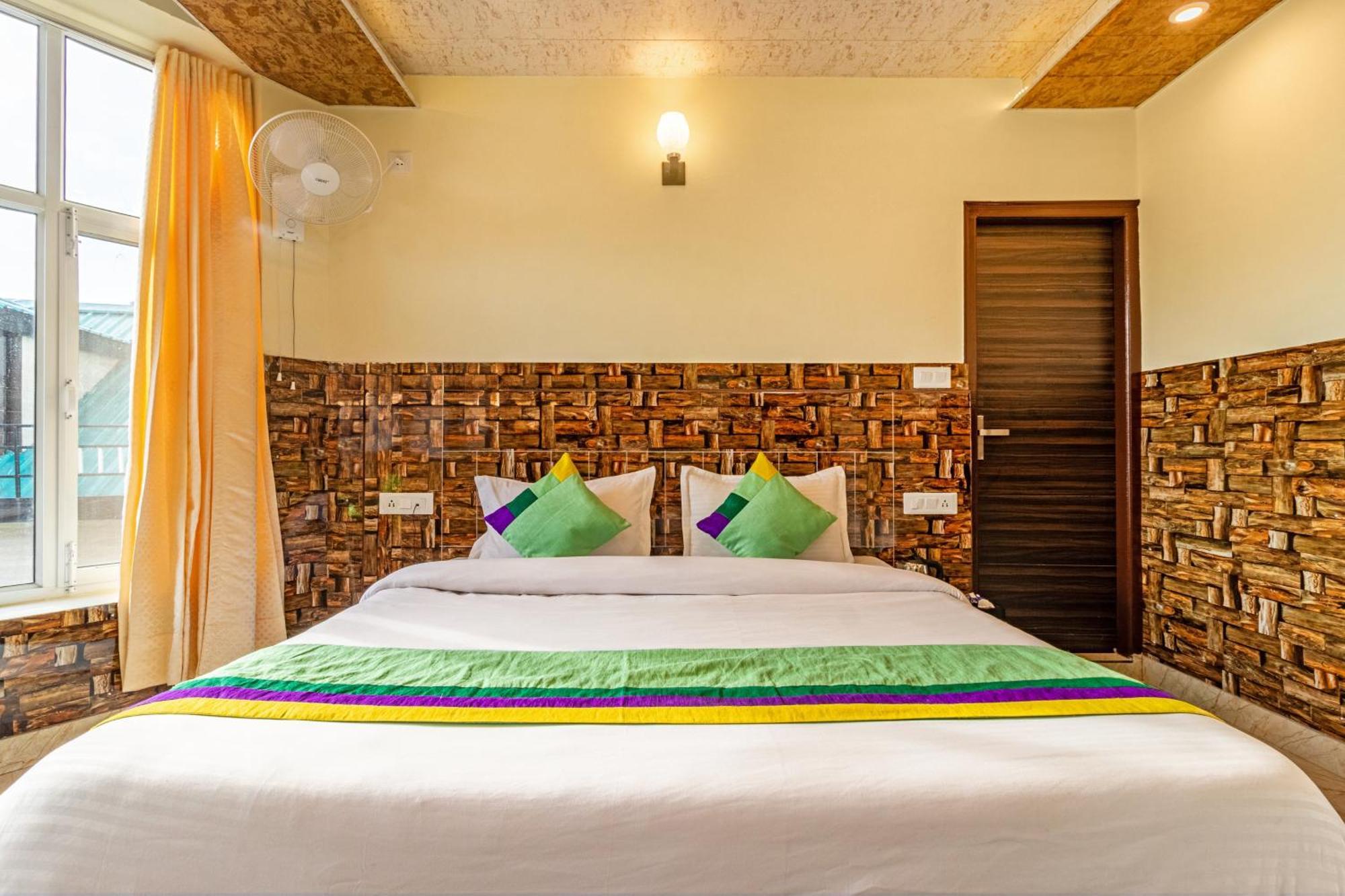 Hotel Treebo Srishti Vaikunth With Mountain View Shimla Zewnętrze zdjęcie