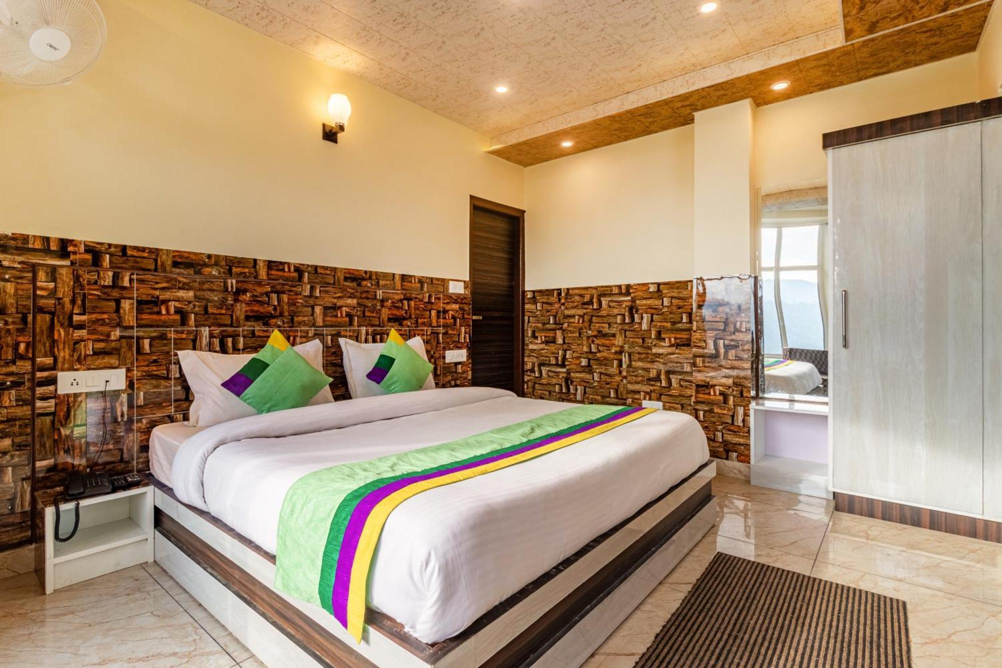 Hotel Treebo Srishti Vaikunth With Mountain View Shimla Zewnętrze zdjęcie