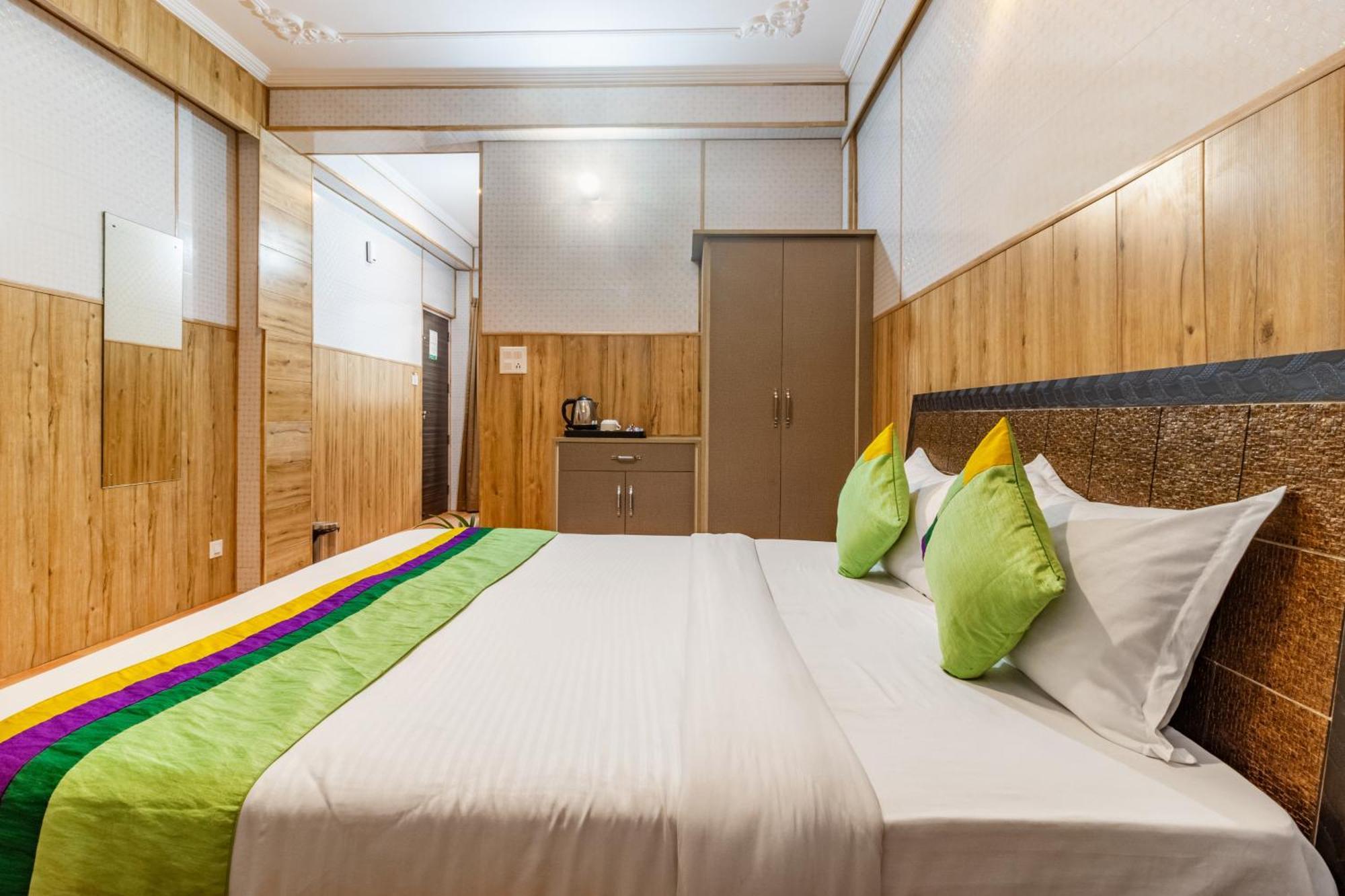Hotel Treebo Srishti Vaikunth With Mountain View Shimla Zewnętrze zdjęcie