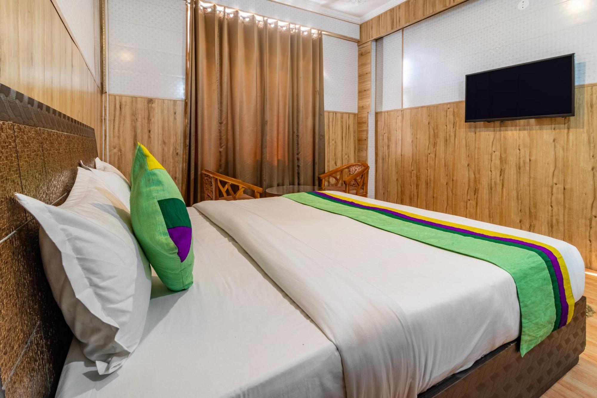 Hotel Treebo Srishti Vaikunth With Mountain View Shimla Zewnętrze zdjęcie
